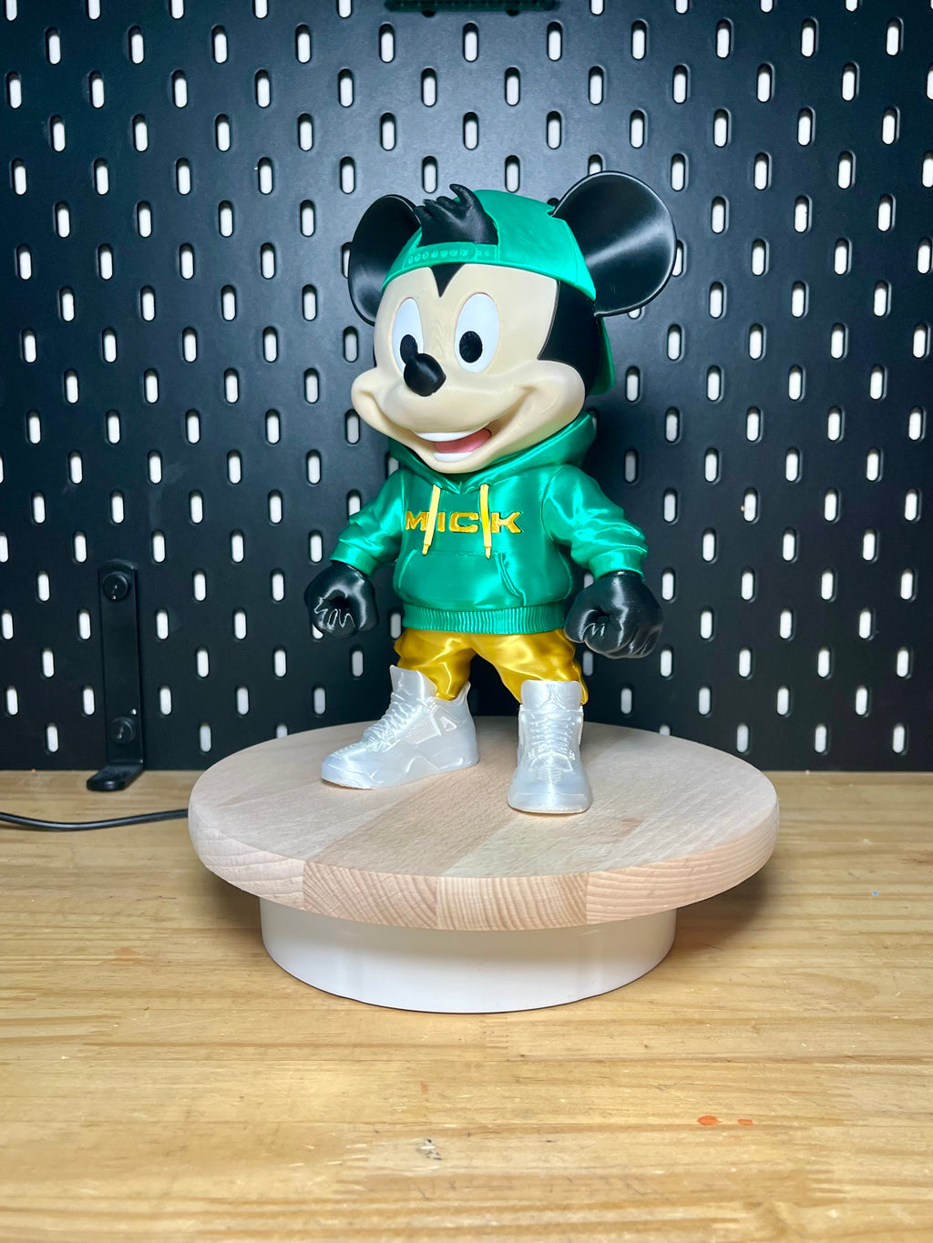 MICKEY URBAN SMILE vert