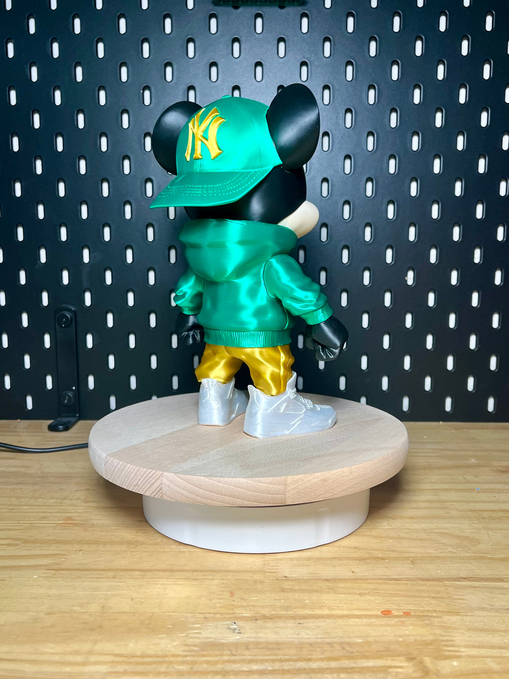 MICKEY URBAN SMILE vert