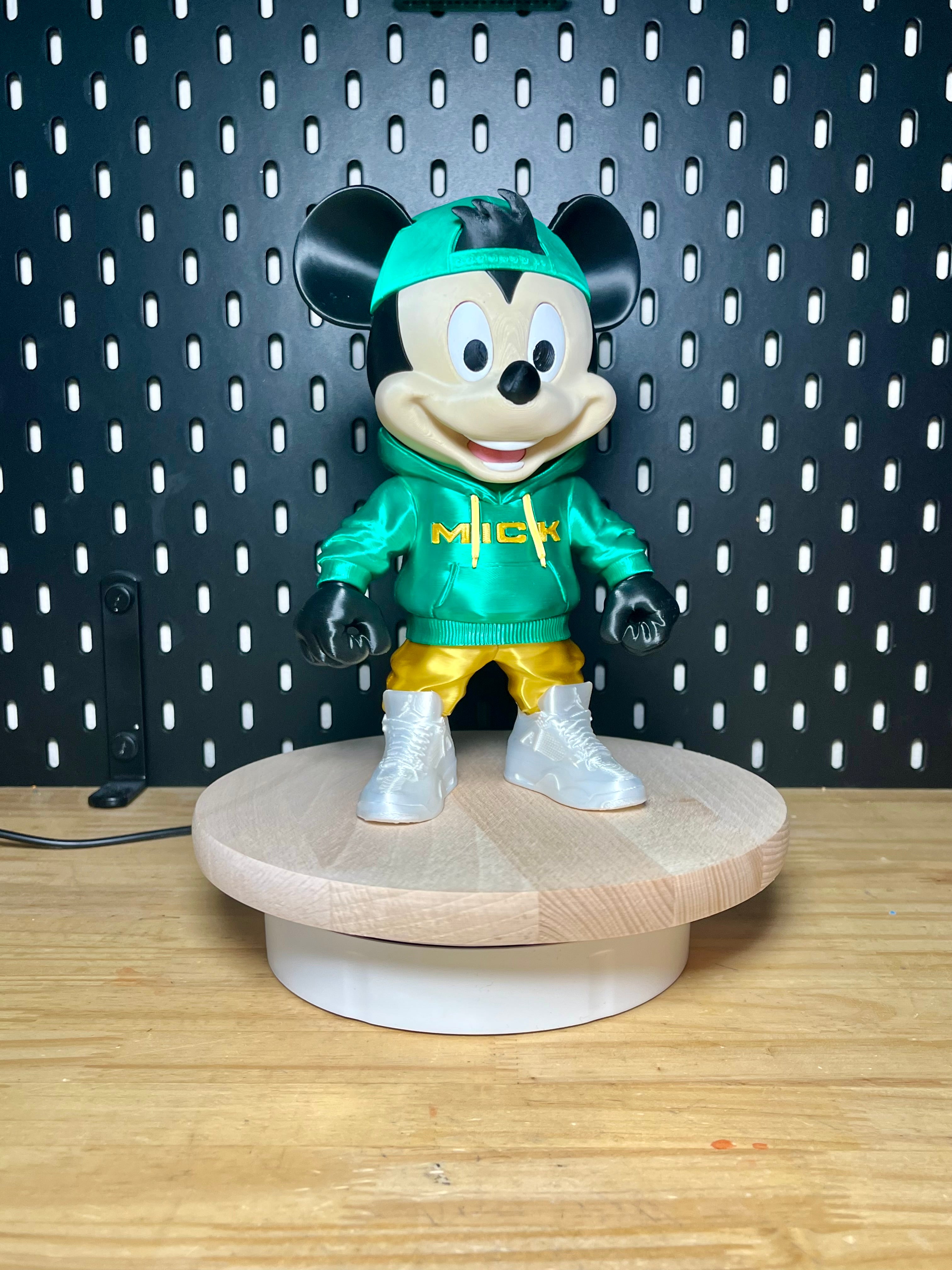 MICKEY URBAN SMILE vert